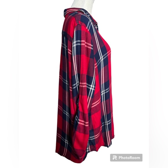 🎉HP🎉Woolrich 100% Rayon Plaid Button Down Flannel Shirt - Picture 2 of 7